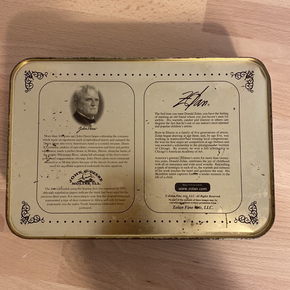 John Deere Golf Balls, Tees, Divot Tool & Collector Tin Set - Picture 6 of 11